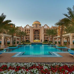 Globalstay At Palm Jumeirah Beachfront Paradise With Pool And Gym Lejlighed Dubai