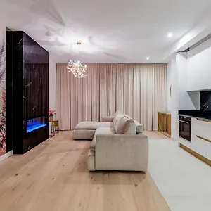 vizitați hotelul
