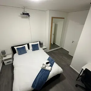 Unique Double Bedroom Appartement Londres