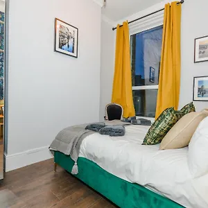 Cosy 1 Bedroom For Small Families Appartement Londres
