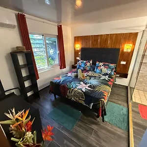 Miki Miki House Hébergement de vacances Fare