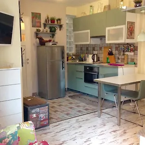  Apartment Karma