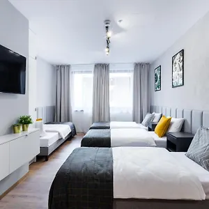 https://szewska-7-apartments.krakowhotelspoland.com